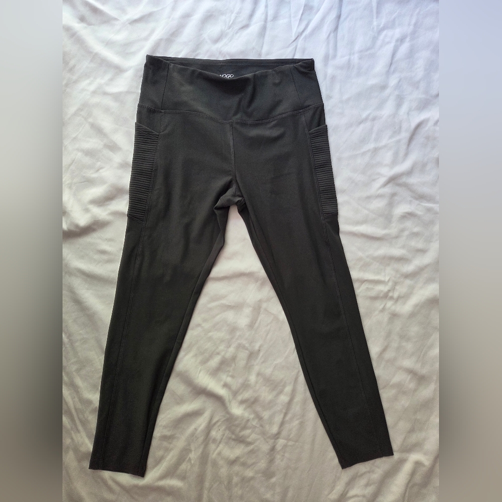 VOGO Athletica Pine Green Leggings